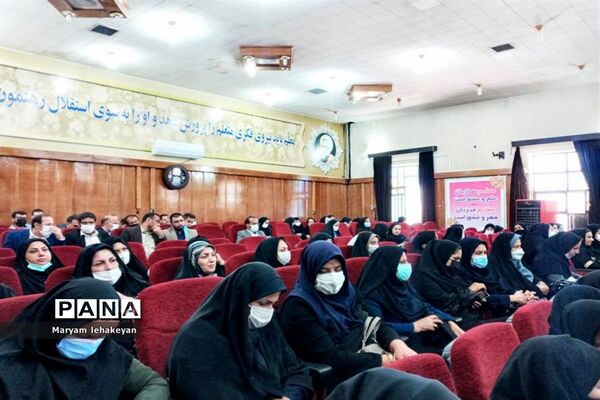 تجلیل از برگزیدگان جشنواره نوجوان سالم در کهگیلویه و بویراحمد