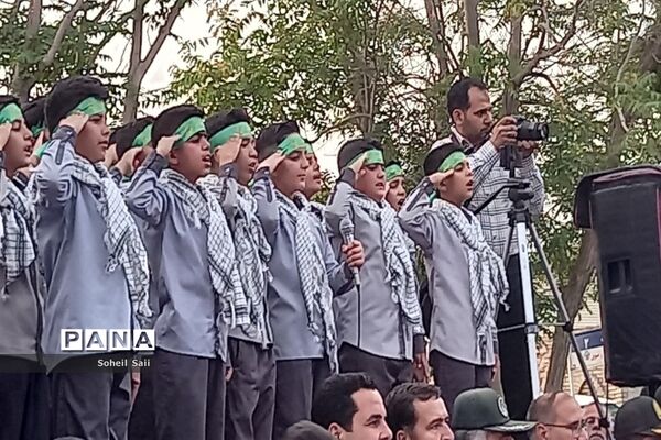 اجتماع دهه نودی‌های خلیل آبادی