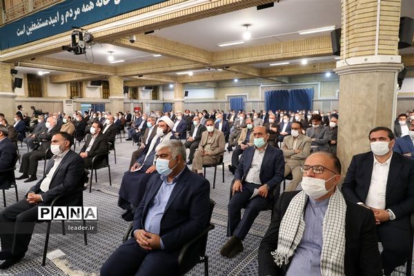 دیدار رئیس و نمایندگان مجلس شورای اسلامی با رهبر انقلاب