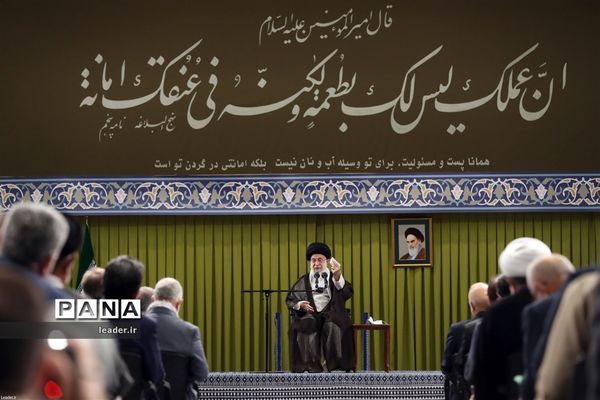 دیدار رئیس و نمایندگان مجلس شورای اسلامی با رهبر انقلاب
