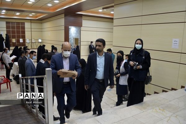 نخستین کنگره شهدای فرهنگی و دانش‌آموز استان بوشهر (1)