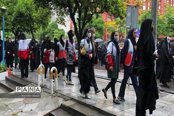 حضور جوانان هلال احمر ساری در مراسم تشییع پیکر شهید گمنام