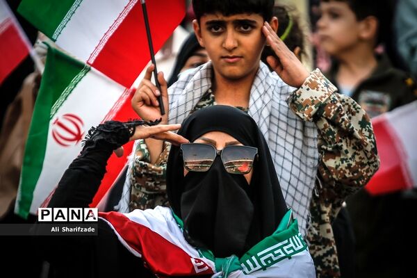 اجتماع بزرگ سلام فرمانده
