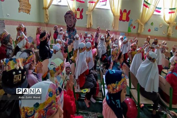 برگزاری جشن الفبا در مدرسه دخترانه توفیق رباط‌کریم