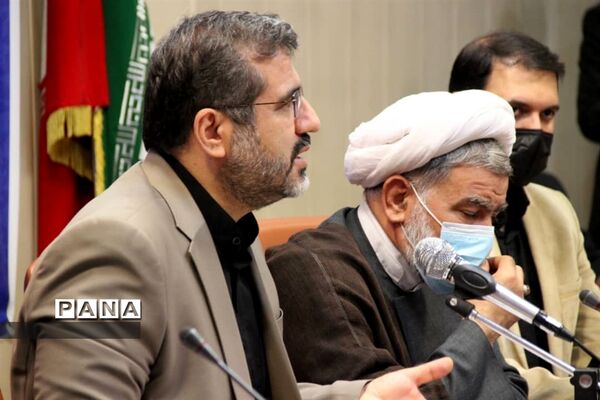نشست شورای اداری شهرستان بهارستان