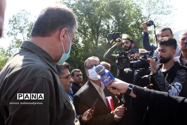 بازدید استاندار مازندران از روستای تیله‌نو گلوگاه