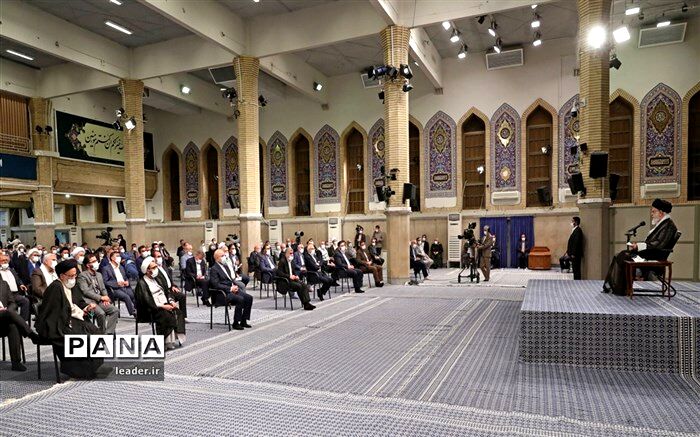 شاخص‌های «نماینده انقلابی» باید ملکه ذهنی نمایندگان برای رفتار شخصی و اجتماعی باشد