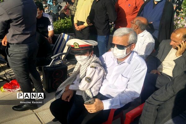 طنین نوای «سلام فرمانده» در گلزار شهدای داراب
