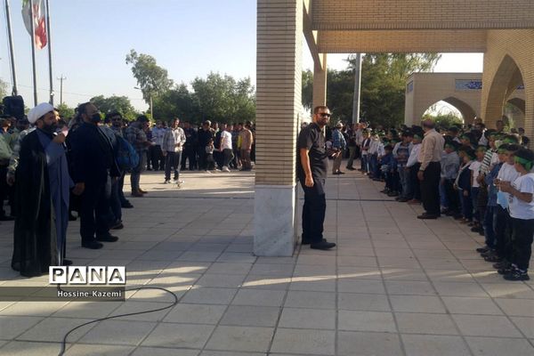 طنین نوای «سلام فرمانده» در گلزار شهدای داراب