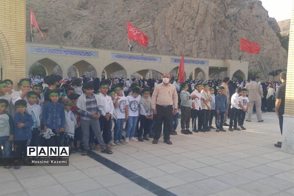 طنین نوای «سلام فرمانده» در گلزار شهدای داراب