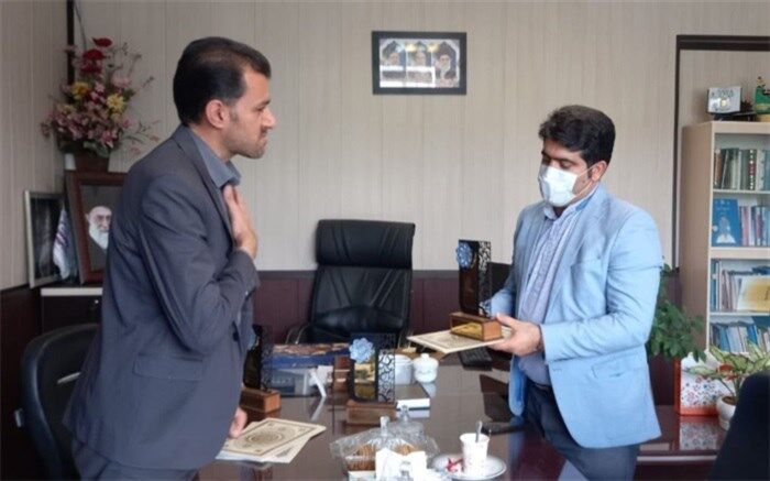 تقدیر از سه مدیر برتر پژوهش‌سراهای دانش‌آموزی شهرستان‌های استان تهران