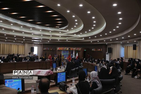 اولین گردهمایی دختران پانا در شیراز-2