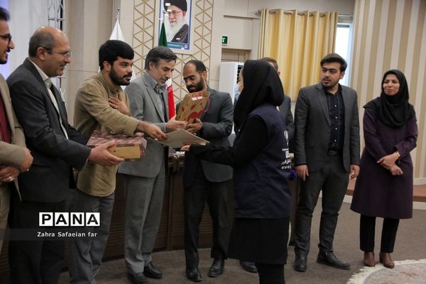 اولین گردهمایی دختران پانا در شیراز-2