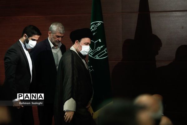 دیدار اعضای ستاد مرکزی سالگرد بزرگداشت حضرت امام خمینی (س) با حجت الاسلام  سید حسن خمینی
