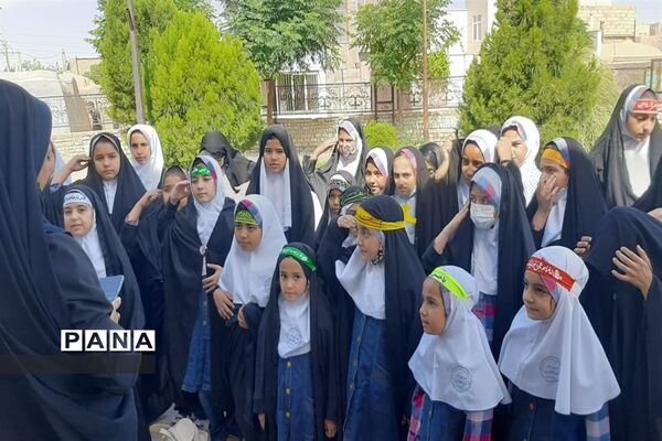 اجرای سرود سلام فرمانده در گلزار شهدای جوادآباد