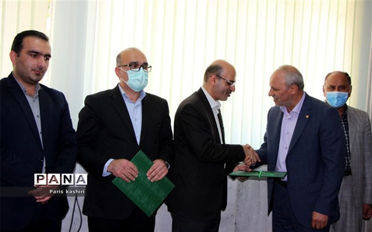عبدالرحیم احمدزاده رییس اداره  آموزش و پرورش ناحیه یک ساری شد