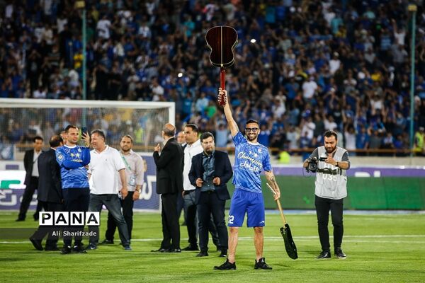 جشن قهرمانی تیم فوتبال استقلال