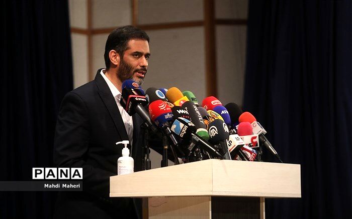 مناطق آزاد محلی برای نجات اقتصاد کشور هستند
