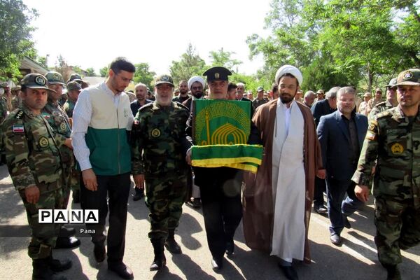 شمیم خوش پرچم بارگاه رضوی شهر میانه را عطرآگین کرد