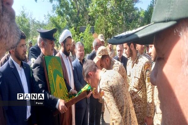 شمیم خوش پرچم بارگاه رضوی شهر میانه را عطرآگین کرد