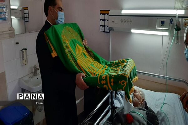 شمیم خوش پرچم بارگاه رضوی شهر میانه را عطرآگین کرد