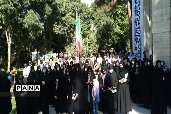 مراسم استقبال از کاروان خادمان  پرچم حرم امام رضا(ع) درشهرستان نظرآباد