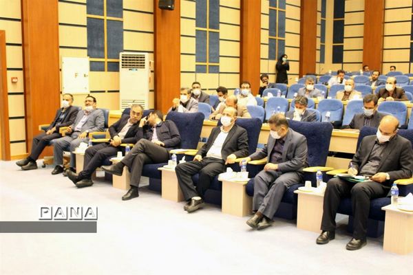 حضور وزیر آموزش و پرورش در نشست شورای اداری استان همدان