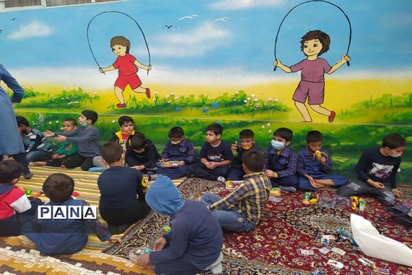 برگزاری ویژه برنامه‌های دهه کرامت در آخرین روزهای سال تحصیلی در مدارس ابتدایی مشهد
