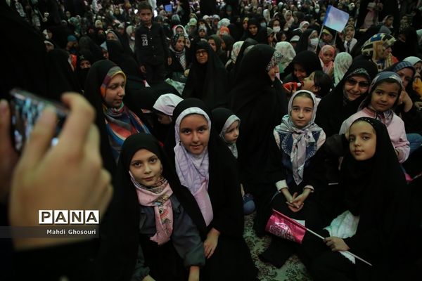 مراسم جشن دختران ایران قوی در قم-1