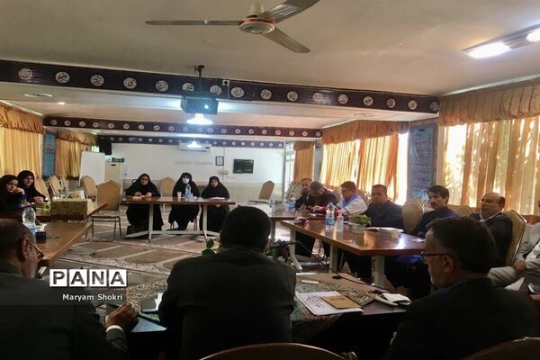 نشست معاونان پرورشی و تربیت‌بدنی و روسای تشکلات دانش‌آموزی