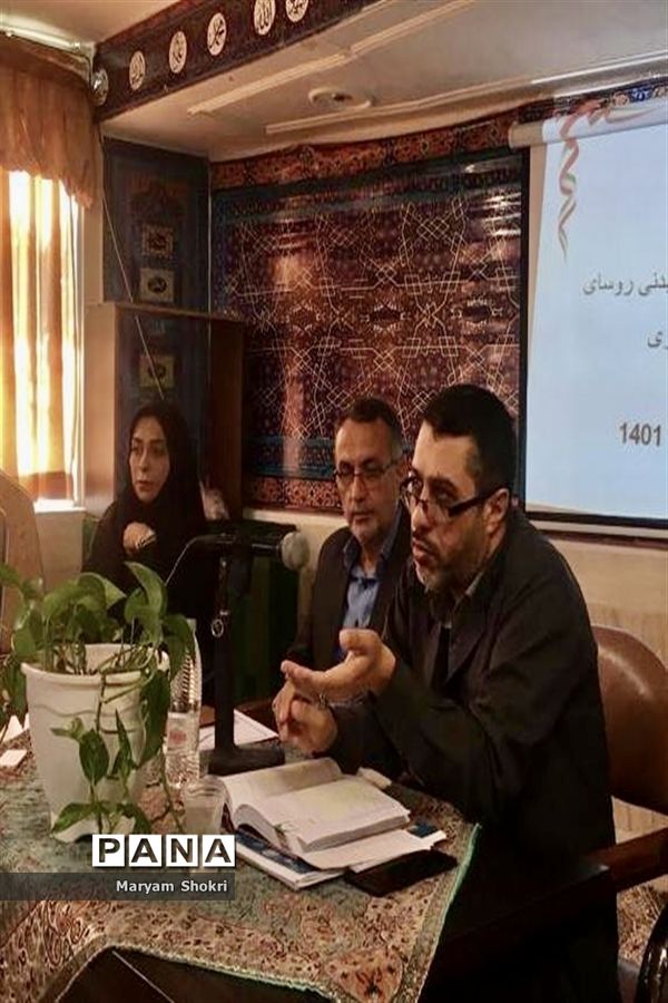 نشست معاونان پرورشی و تربیت‌بدنی و روسای تشکلات دانش‌آموزی