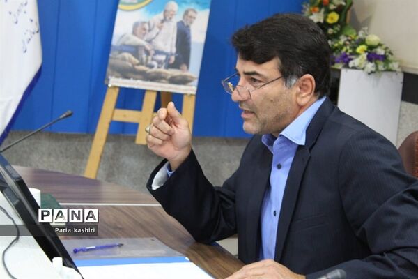 دیدار اعضای سازمان دانش‌آموزی استان با مدیرکل آموزش و پرورش مازندران
