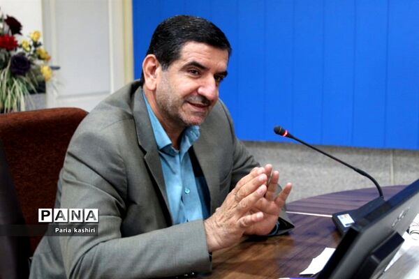 دیدار اعضای سازمان دانش‌آموزی استان با مدیرکل آموزش و پرورش مازندران