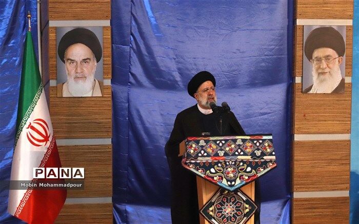 سرود سلام فرمانده به زبان آذری پیامی برای تمام مردم جهان اسلام است