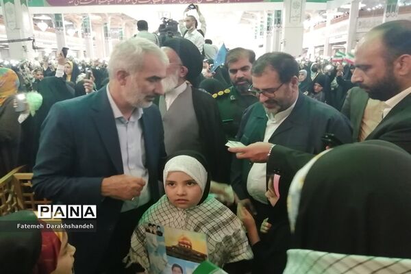مراسم جشن دختران ایران قوی در قم-2