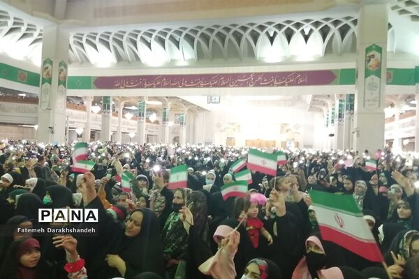 مراسم جشن دختران ایران قوی در قم-2