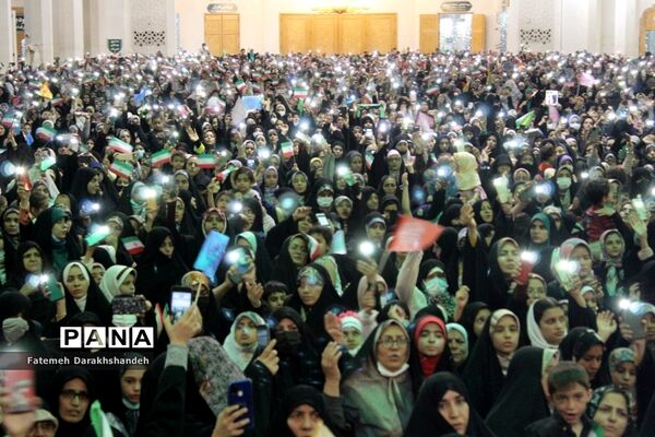 مراسم جشن دختران ایران قوی در قم-2