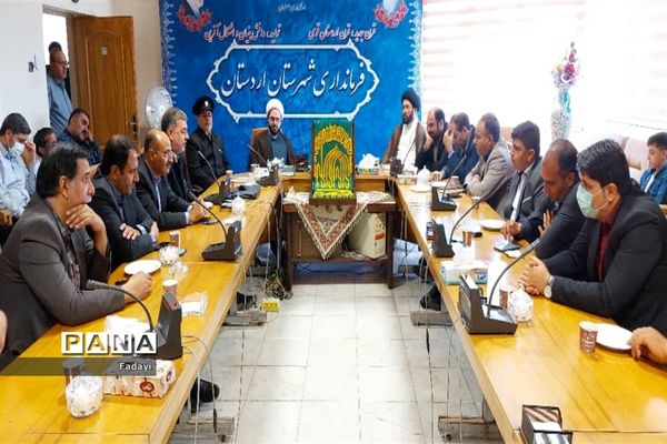 برگزاری مراسم استقبال از خادمان آستان قدس رضوی همزمان با دهه کرامت در اردستان