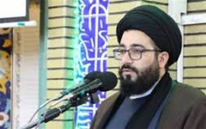 وظیفه آحاد مردم بخصوص مسئولین،  قدرشناسی  از ولایت است