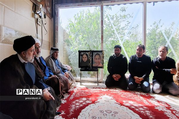 حضور رئیس‌جمهوری در محل حادثه متروپل آبادان و دیدار با خانواده جانباختگان