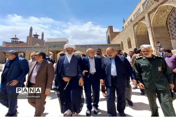 یادواره شهدای روستای باریکرسف اردهال با حضور وزیر کشور
