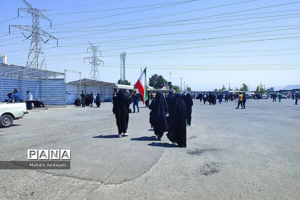 کاروان اعزامی به مراسم ارتحال امام خمینی از رودهن