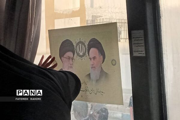 اعزام کاروان یاوران ولایت شهرستان پردیس به مرقد امام خمینی (ره)