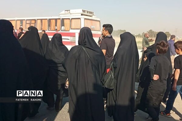 اعزام کاروان یاوران ولایت شهرستان پردیس به مرقد امام خمینی (ره)