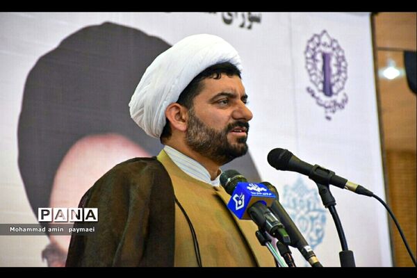 بزرگداشت سی و سومین سالگرد ارتحال ملکوتی حضرت امام خمینی (ره) در ایلام