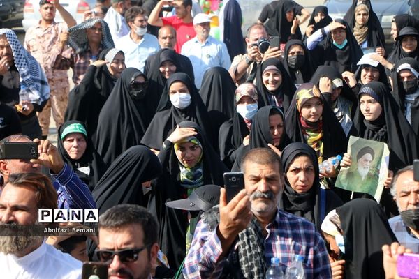 حضور کاروان های زیارتی استان قم در مراسم سالگرد ارتحال امام خمینی(ره)-1