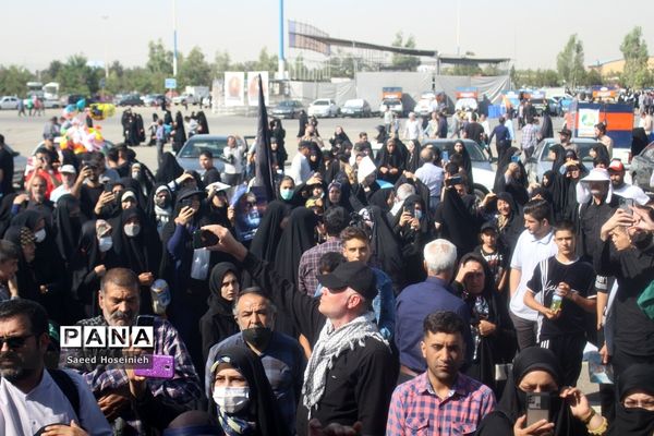 عرض ارادت مردم قم در مراسم سالگرد ارتحال حضرت امام(ره)-2