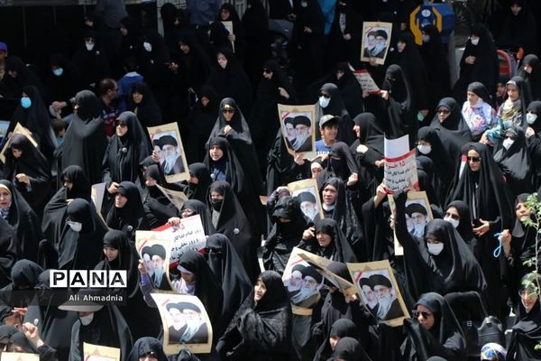 راهپیمایی مردم قم در یوم الله 15 خرداد-1