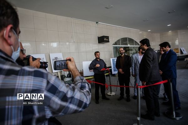 نمایشگاه کاریکاتور کن از نمای نزدیک