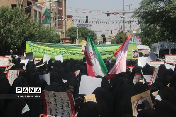 راهپیمایی یوم‌الله 15 خرداد در قم-3